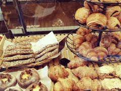 -Dough&Joe团憩(瑞虹天地月亮湾店)