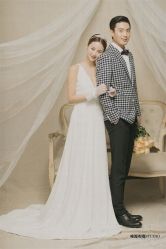 -巴黎婚纱摄影工作室