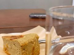 杏酱蛋糕卷-Again Coffee Roaster(香蜜湖店)