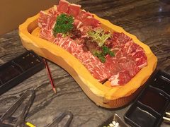一口牛肉粒-熊出没日本烧肉放题