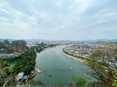 -叠彩山景区