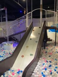 -塔塔王国·主题儿童游乐园(奥城商业广场店)