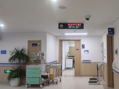 -上海市第四人民医院