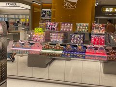 -泡泡玛特POPMART(蓝色港湾店)