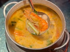 -大头虾越式风味餐厅(光明广场店)