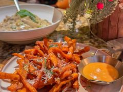 -BROWNSTONE布朗石西班牙餐厅(富城店)