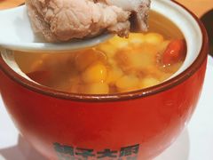 玉米龙骨汤-胡子大厨·超级小炒肉(晶耀前滩店)