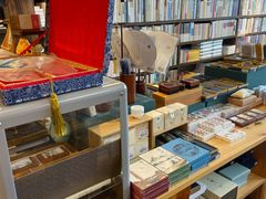 -晓风书屋(浙大紫金港店)