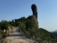 -磬锤峰森林公园