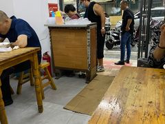 -胖子馄饨坊(天目大厦东南)