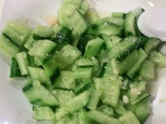 -三江鱼东北特色铁锅炖(骆驼店)