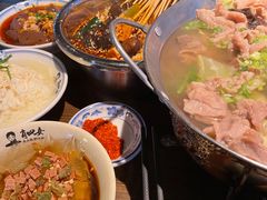 -肖四女乐山跷脚牛肉(南汇大学城生活广场店)