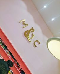 -蜜丝卡伦美甲美睫半永久