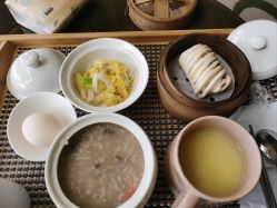 -臻康乃馨月子中心(集美店)