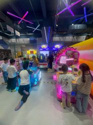 -反弹蹦床公园·亲子乐园·团建·派对(尚品奥莱店)