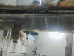 -胡子饮食店