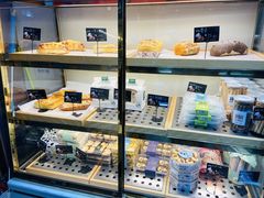 面包甜点陈列柜-焙·伴蛋糕茶歇甜品台定制