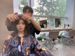 -变画·发型STUDIO