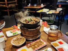 -阿润打边炉·鲜切鸡煲(华漕店)