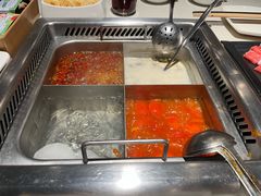 -海底捞火锅鲜切牛肉主题店(长寿路店)