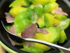 -云海肴·汽锅鸡·云南菜(天山百盛优客店)