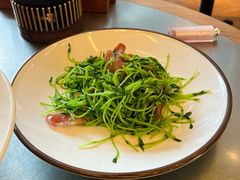 鸡油腊味炒豆苗-潮界(凯德晶萃店)