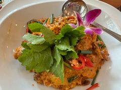 -Chom Cafe and Restaurant