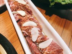 -炼火烤肉店
