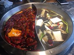 菌汤鸳鸯锅-渝味晓宇火锅(合川路店)