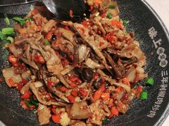 -味上湘菜馆(岳麓山店)