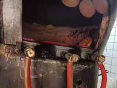 -三兄弟高炉烧饼