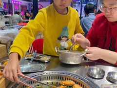 -马路牙子烧烤音乐酒馆(望京店)