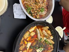 -周良天山牛杂城(天山路总店)