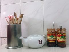 -黄阿姨锅贴大王(万航渡路店)