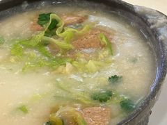 -东豪园林海鲜酒家(南港路辅路店)