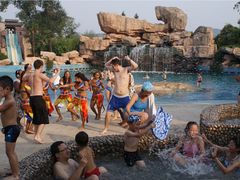 室外温泉-金孔雀温泉旅游度假村