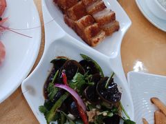 -鹏城人家海鲜酒家·23年老字号(较场尾店)