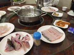 -正能量脆肉鲩火锅