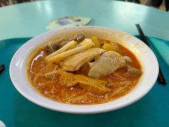 -亚王咖喱鸡米粉面