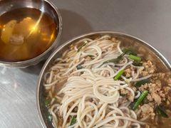 -正宗杨记普洱酸醋米线(总店)