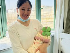 -乐禧母婴全自营月嫂(宝山店)