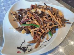 -小厨子私房菜·云南美食店