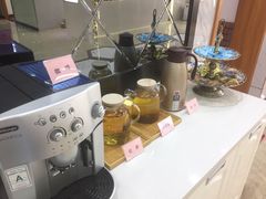 -茂菊口腔连锁(浦东南路店)