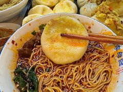 -李与白包子铺(桐梓林店)