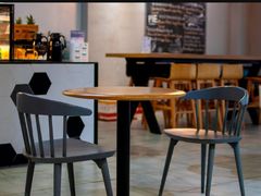 大堂-HELLO 27 意面·沙拉·帕尼尼