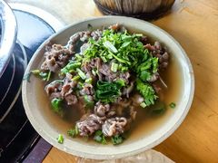 -大众跷脚牛肉馆·非遗传承单位(峨眉山店)