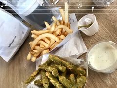 -The Habit Burger Grill 哈比特汉堡(复兴soho店)
