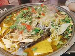 -令狐冲·炭烤活鱼(宝龙店)