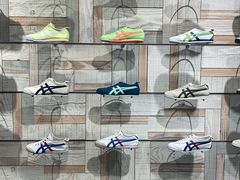 -Onitsuka Tiger(港汇恒隆广场店)