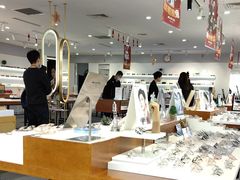 -亚美视光眼镜店(重庆路活力城店)